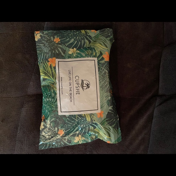 Bikini - floral/navy cupshe size S - Picture 9 of 10